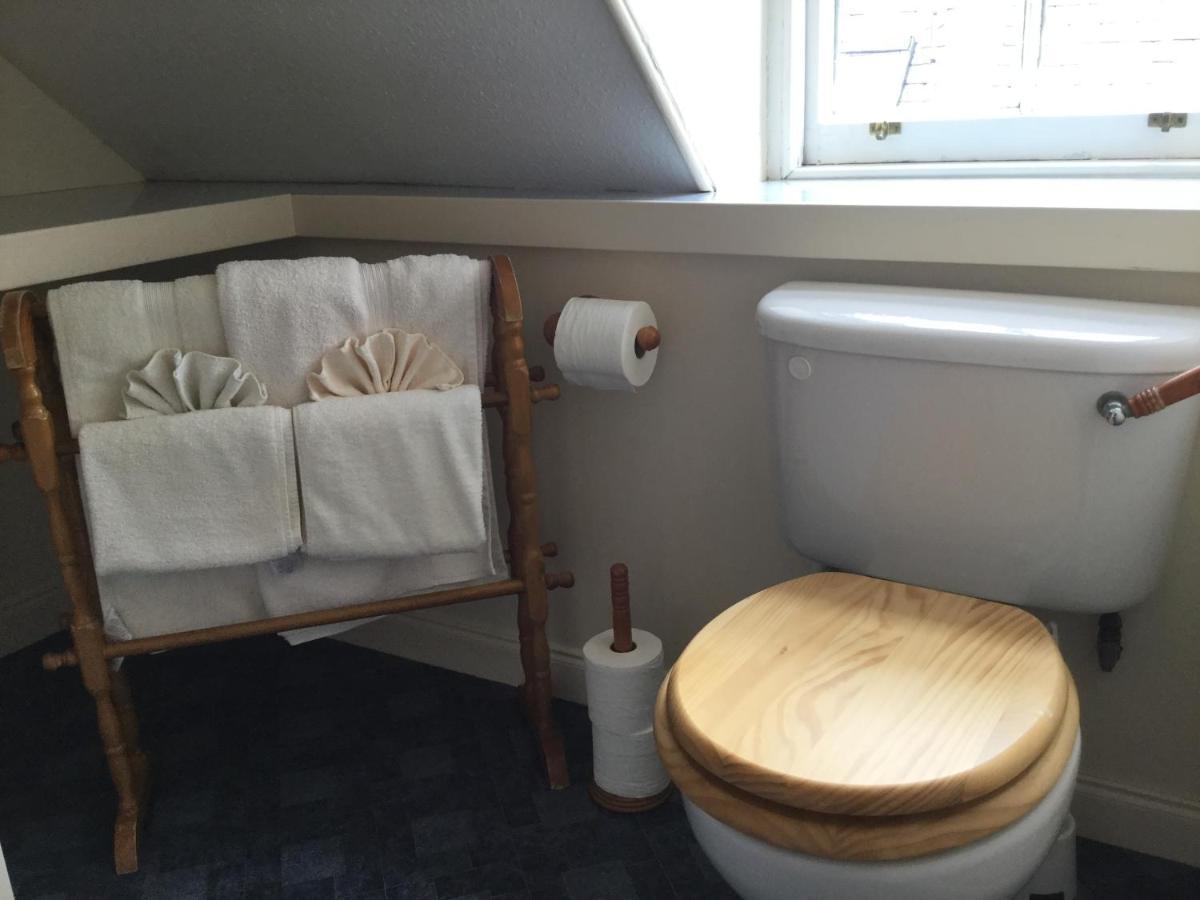 Three-Bedroom Old Cottage Open for key-workers Inverness Buitenkant foto
